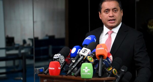 Weverton relata indicação de Jorge Messias ao STF; sabatina será dia 29