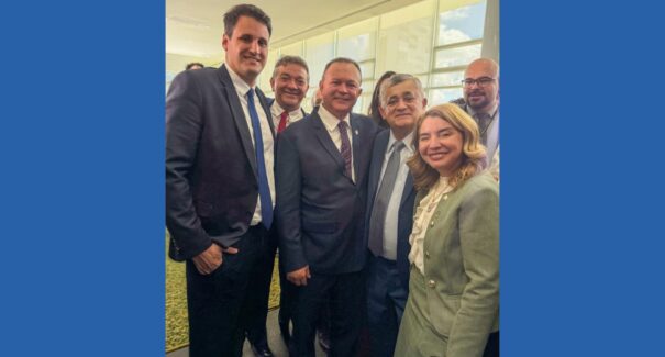 Brandão e Orleans participam de posse de ministro do PT