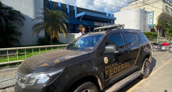 PF investiga fraudes via PIX e afasta funcionário da Caixa em Caxias