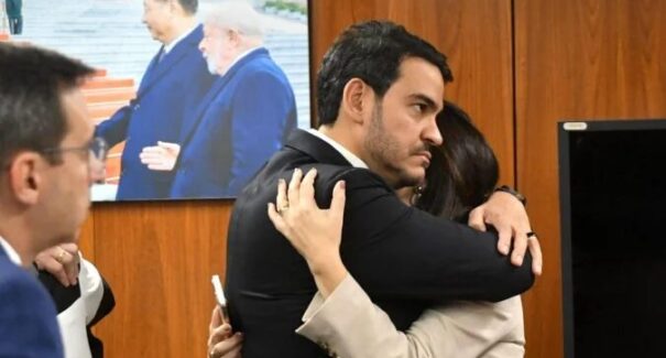 Em derrota de Lula, plenário do Senado barra Jorge Messias no STF