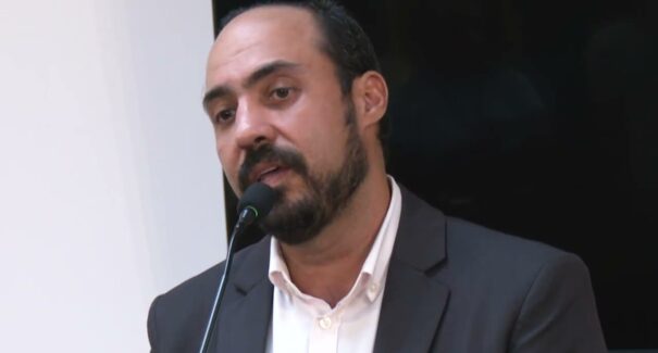 Interventor reestrutura equipe e exonera secretários em Turilândia