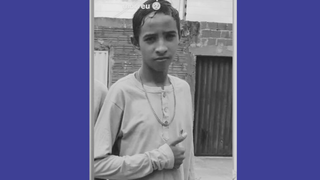 Jeferson Araújo de Oliveira tinha 13 anos e morreu ao tentar salvar duas crianças de afogamento no povoado Laranja, em Balsas. (Foto: Reprodução)