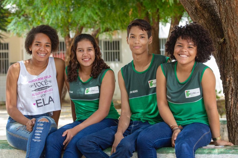 Maranhão avança no IDHM e entra na faixa de alto desenvolvimento humano em 2024