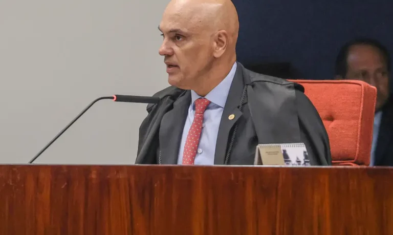 Moraes vai relatar ações contra Lei da Dosimetria aprovada pelo Congresso