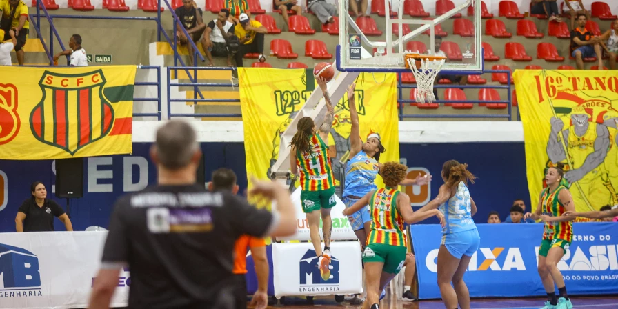 Sampaio Basquete defende liderança invicta contra o Maringá na LBF