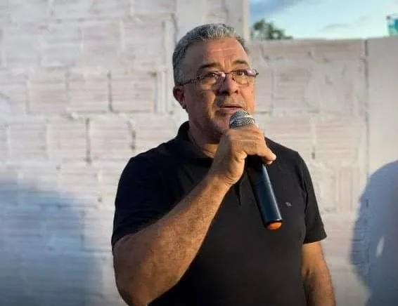 Prefeito interino substitui secretários investigados e nomeia ex-prefeito de João Lisboa