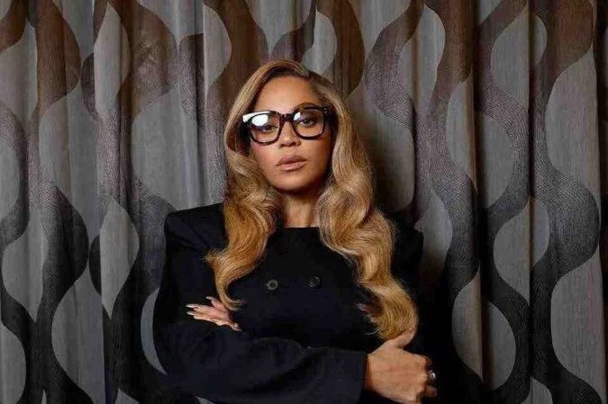 Beyoncé retorna ao evento após uma década sem pisar no tapete vermelho. Desde que foi confirmada, a presença da cantora é um dos momentos mais aguardados da noite - (crédito: Instagram/Reprodução (@beyonce))
