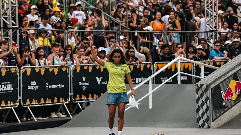 Vencedora da primeira etapa da SLS neste ano, em Sydney, na Austrália, Rayssa está em preparação para às próximas competições - (crédito: Foto de STU)
