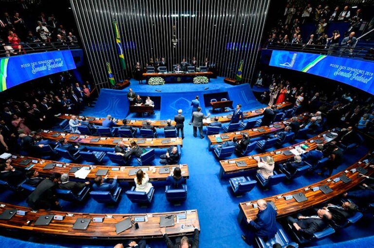 Senado em 2026: com 11 nomes e duas vagas, Maranhão projeta disputa histórica