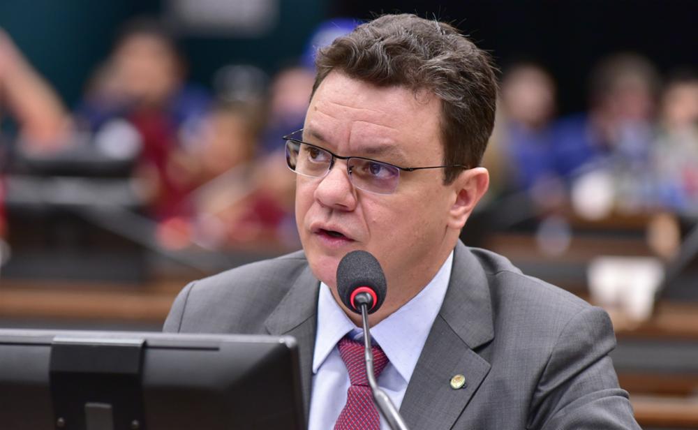 Ex-deputado Odair Cunha toma posse como ministro do Tribunal de Contas da União