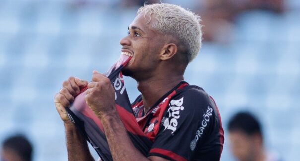 Moto perde boas chances e fica no empate com Iguatu