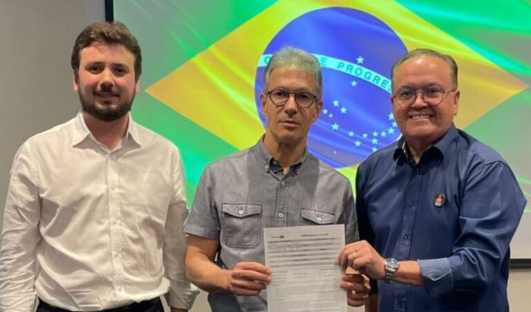 Filiação contou com os presidentes Leonardo Arruda  e Eduardo Ribeiro (Foto: Reprodução)