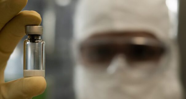 Anvisa libera fabricação nacional da vacina contra Chikungunya e facilita entrada do imunizante no SUS