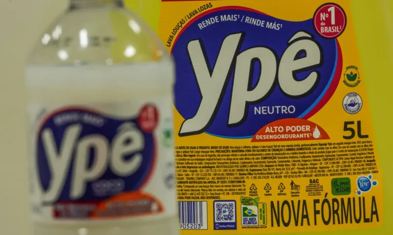 Anvisa mantém suspensão de lotes específicos de produtos Ypê e libera parte da produção recente