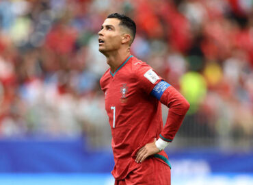 Cristiano Ronaldo marca dois gols e Portugal goleia Uzbequistão na Copa do Mundo