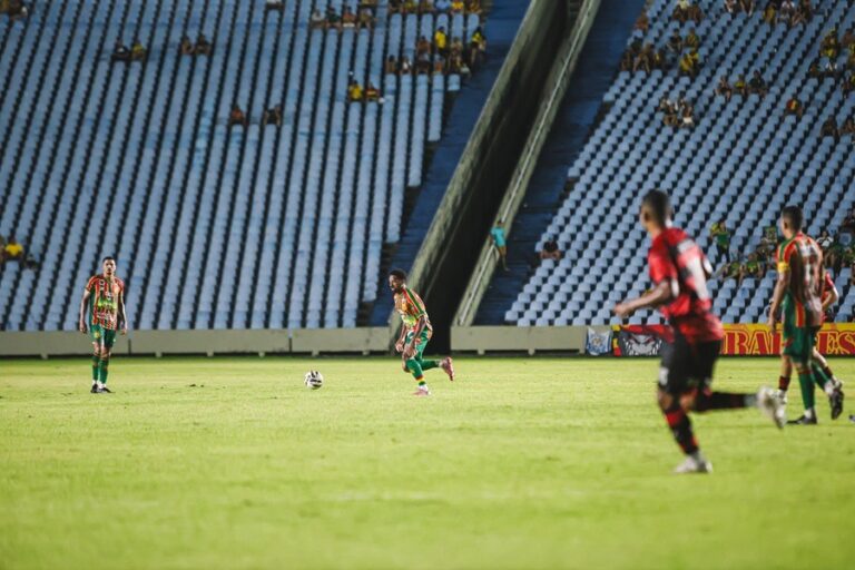 Trem “atropela” o Sampaio Corrêa, que se complica no 1º mata-mata