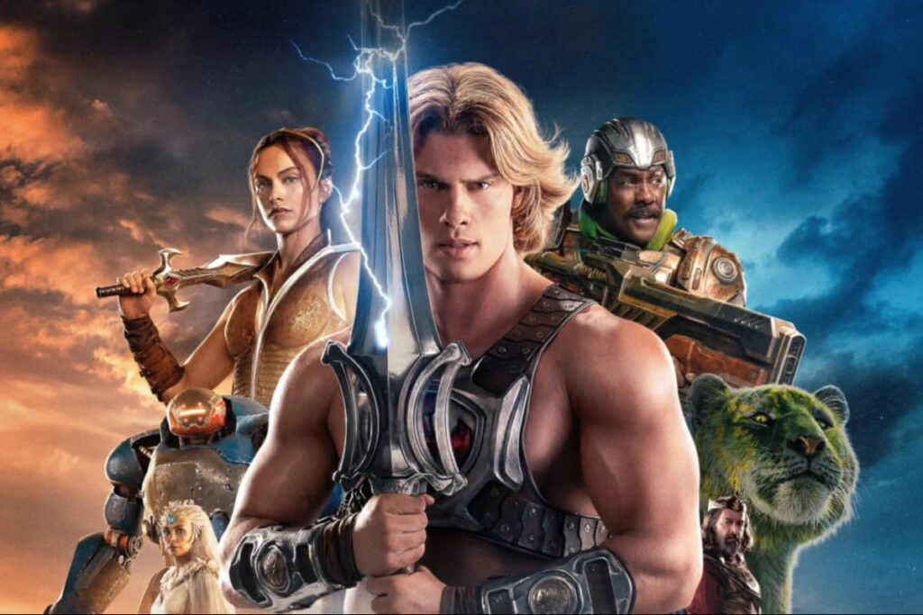 “Mestres do Universo” acompanha o príncipe Adam em sua missão de recuperar uma espada mítica e se tornar He-Man para salvar o reino de Eternia do vilão Esqueleto (Imagem: Reprodução digital | Sony Pictures)
