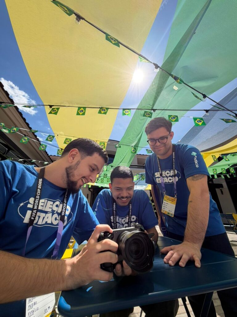 Após vivenciarem os bastidores da Seleção Brasileira, alunos da Estácio embarcam para os Estados Unidos para experiência ao lado da CBF (Foto: Divulgação)
