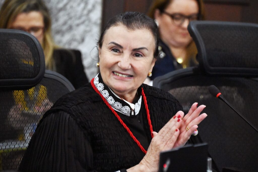 Desembargadora Márcia Chaves é eleita por aclamação para vaga substituta no TRE-MA