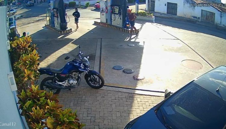 Trio suspeito de assaltar posto de combustível na cidade de Caxias é preso