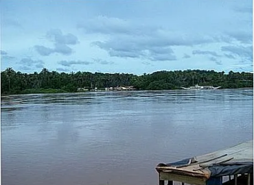 Jovem de 17 anos desaparece ao tentar atravessar o Rio Parnaíba a nado em Parnarama