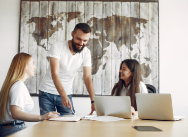 Santander abre inscrições para programa global de trainee voltado a recém-formados