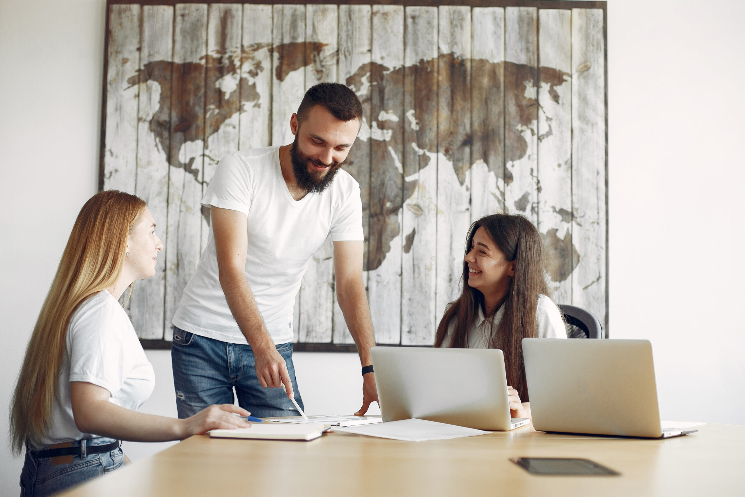 Santander abre inscrições para programa global de trainee voltado a recém-formados