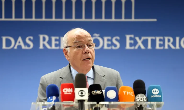 Mauro Vieira diz que EUA exigiram concessões unilaterais nas negociações sobre tarifas
