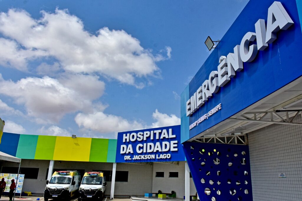 Com salários atrasados, trabalhadores da limpeza do antigo Socorrão II e Hospital da Criança anunciam greve (Foto: Reprodução)