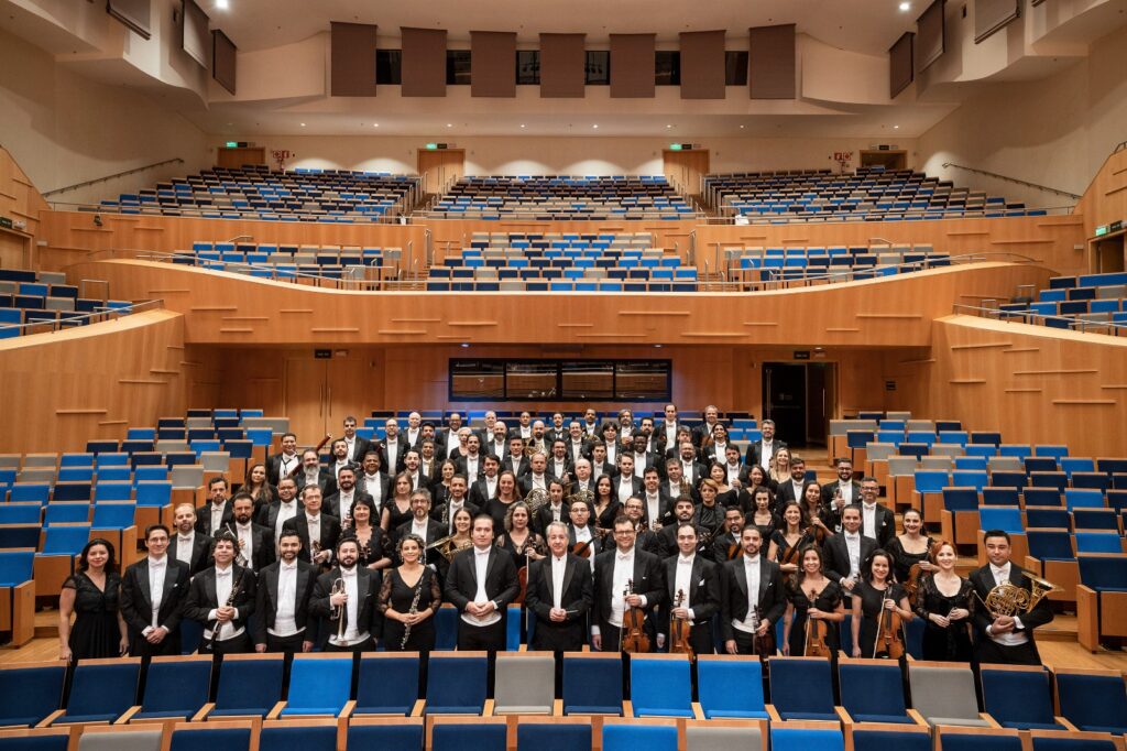 Uma das orquestras mais importantes do país, a Filarmônica de Minas Gerais fará uma única  apresentação no Teatro Arthur Azevedo, nesta sexta – feira (24), com patrocínio master da Petrobras (Foto: Rafael Motta)