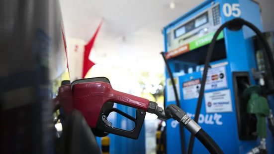 Justiça interdita e manda demolir posto de combustíveis no Bequimão, em São Luís