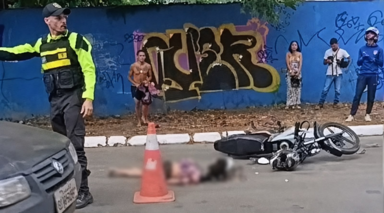 Adolescente morre após moto ser atingida por caminhão-cegonha no Ipase